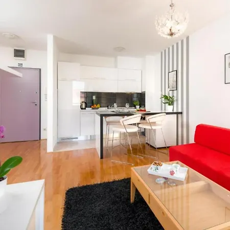 Good Life - City Center Apartment *